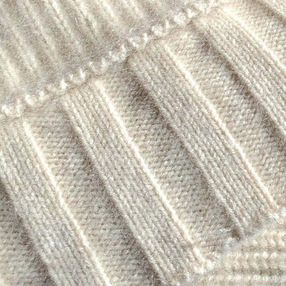Brazeau Tricot 100% Cashmere Boxy Pullover Sweater Ivory Malibu L XL - Picture 7 of 12